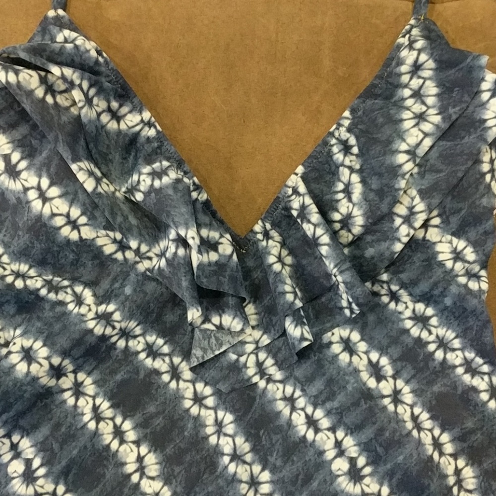 New Victoria's Secret blue/white low back one pc - Picture 4 of 6